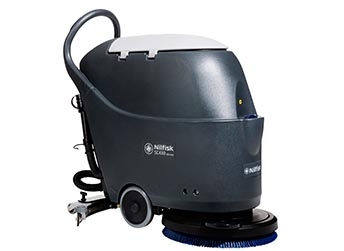 Nilfisk SC430 – średnia maszyna do mycia podłóg (do 2120m2/h)