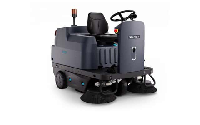 Nilfisk 3 Zamiatarka samojezdna Nilfisk SW3000